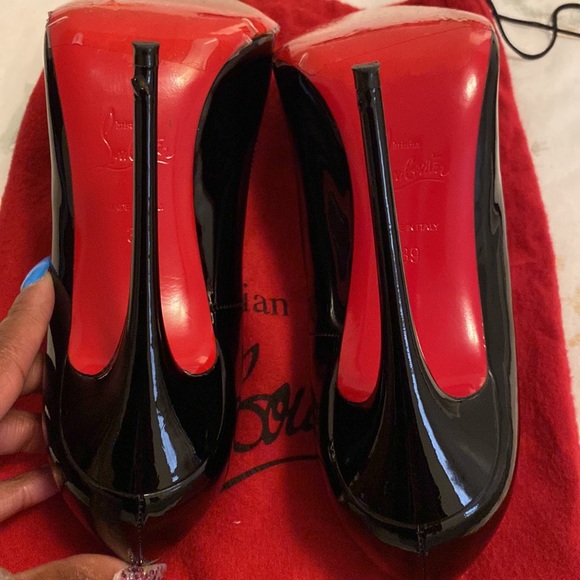 Red bottoms - Picture 2 of 2